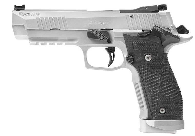 SIG SAUER P226 X-FIVE Handguns